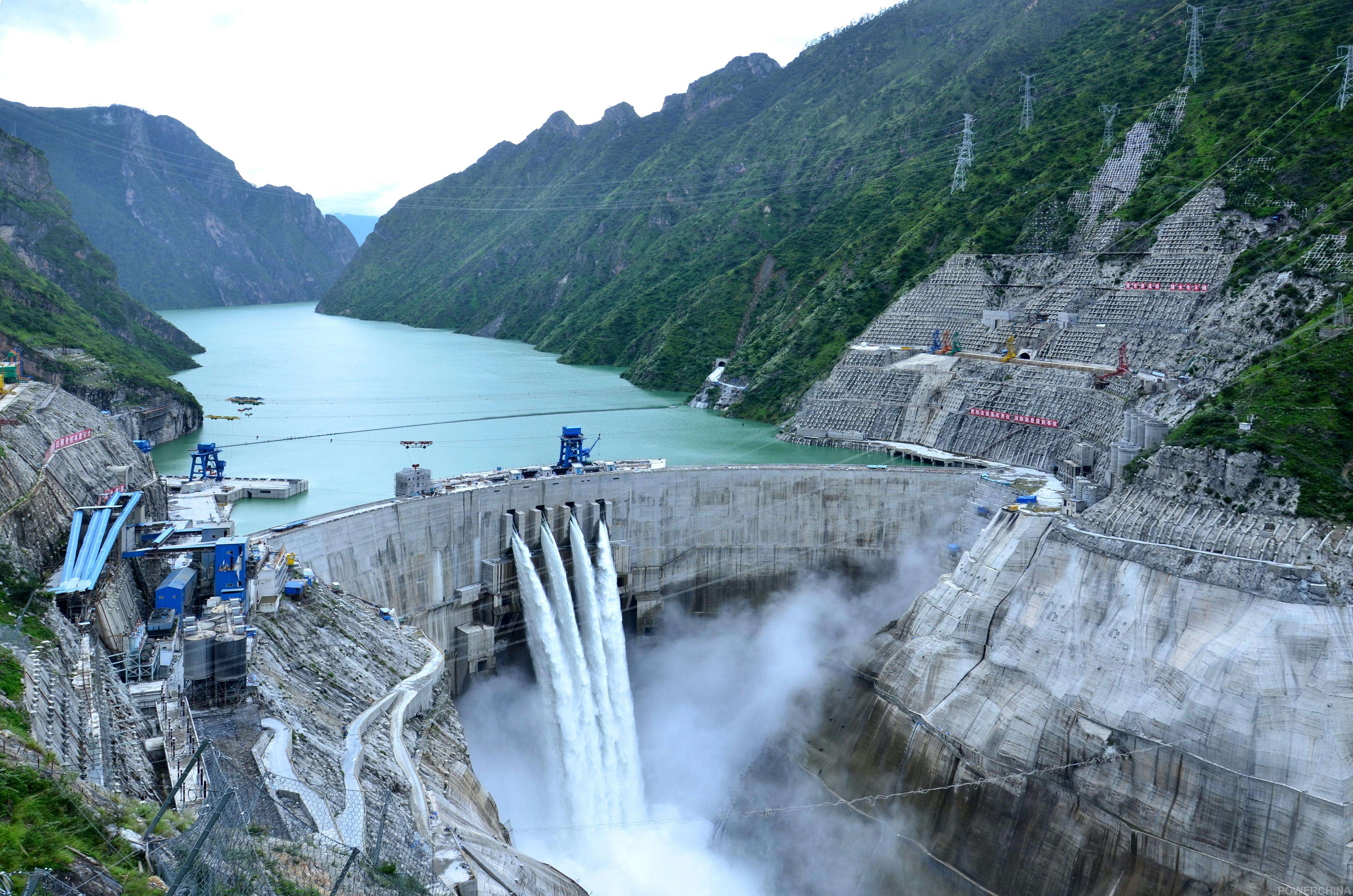 白鶴灘水電站水下電纜防護(hù)項目
